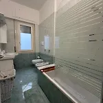 Апартаменты Brezza Albaro